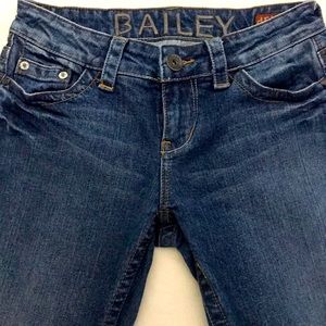 dELiA*s Bailey juniors jeans. Size 1/2 L